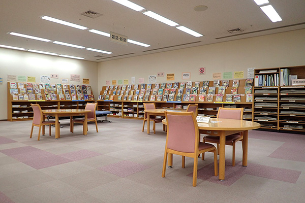 新聞・雑誌コーナー